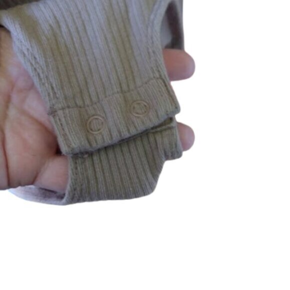 OLD NAVY Beige Long Sleeve Body Suit Size XL - Picture 4 of 6
